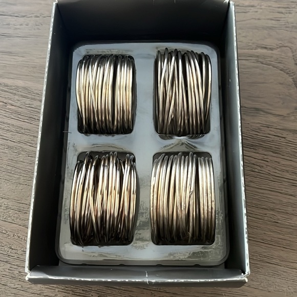 Lenox Napkin Rings Set of 4 Tin Can Al New in Box - Picture 5 of 6